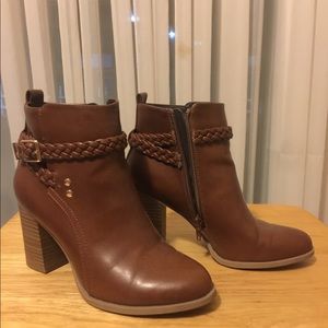 American Eagle Boots